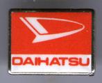 Daihatsu rood email op zilverkl auto speldje ( A_217 ), Verzamelen, Verzenden, Zo goed als nieuw, Transport, Speldje of Pin
