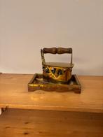 Antiek koperen strijkijzer met onderstel in goede staat, Antiek en Kunst, Antiek | Koper en Brons, Ophalen, Koper