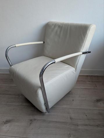 2 stuks Koinor design fauteuil  model Jan (wit leer, chroom) beschikbaar voor biedingen