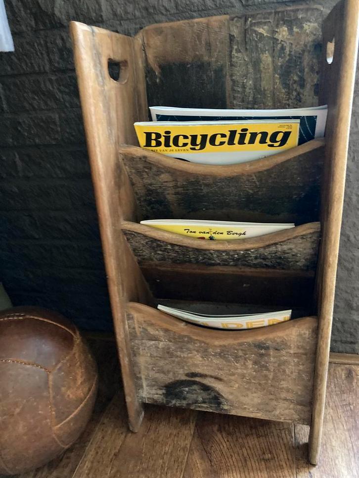 Oude Teakhouten Lectuurbak, Huis en Inrichting, Woonaccessoires | Krantenbakken en Lectuurbakken, Zo goed als nieuw, Ophalen