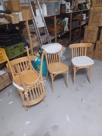 Blank eiken stoelen 4 stuks. beschikbaar voor biedingen