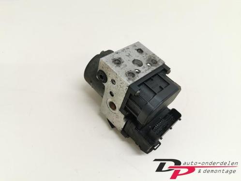 ABS Pomp van een Mitsubishi Carisma, Auto-onderdelen, Elektronica en Kabels, Mitsubishi, Gebruikt, 3 maanden garantie, Ophalen of Verzenden