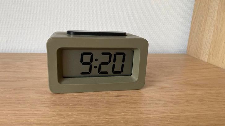 Vintage IKEA Slabang wekker – legergroen, Witgoed en Apparatuur, Wekkers, Zo goed als nieuw, Verzenden