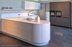 Luxe showroomkeuken met ronding, Ophalen, Wit, Overige typen, Nieuw
