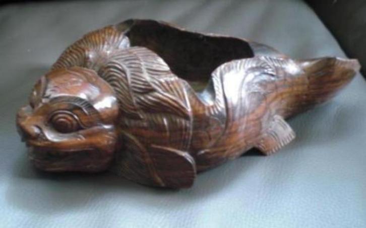ROOFVIS SYMBOLISCH * UNIEKE HOUTEN BAKJE * Indonesië? *, Antiek en Kunst, Kunst | Beelden en Houtsnijwerken, Verzenden