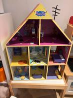 Peppa Pig Huis met Camper en Accessoires, Kinderen en Baby's, Ophalen, Gebruikt, Poppenhuis
