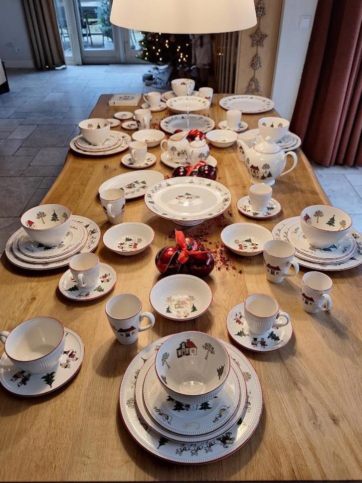 kerstservies Wedgwood Windsor Christmas, Diversen, Kerst, Zo goed als nieuw, Ophalen of Verzenden