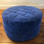 Vintage patchwork poef, blauw suede, vintage design, Ophalen of Verzenden, Zo goed als nieuw, Rond, Leer