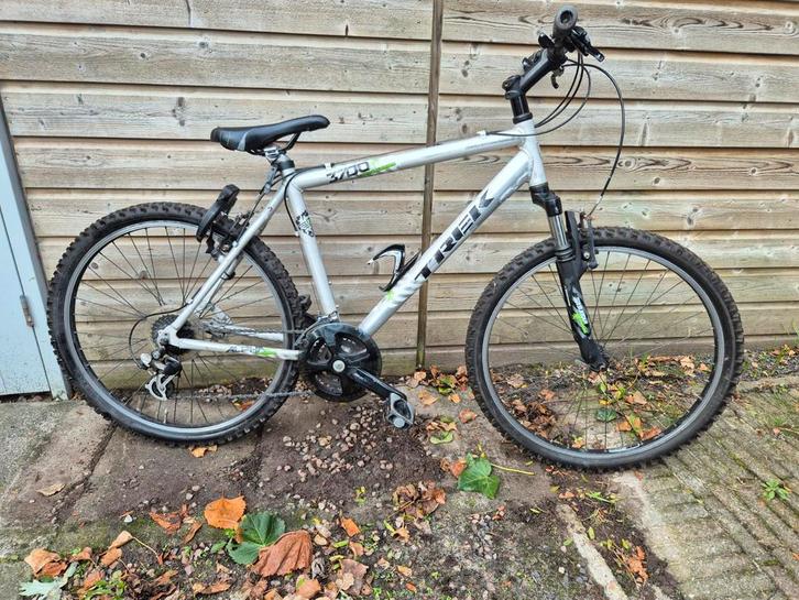 Leuke 26 inch mountainbike voor jonge fietser, Fietsen en Brommers, Fietsen | Mountainbikes en ATB, Gebruikt, Trek, Minder dan 45 cm
