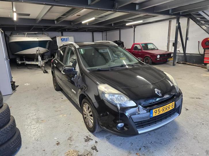 Renault Clio 1.2 TCE Estate 2011 Zwart, Auto's, Renault, Bedrijf, Clio, Benzine, B, Stationwagon, Handgeschakeld, Origineel Nederlands