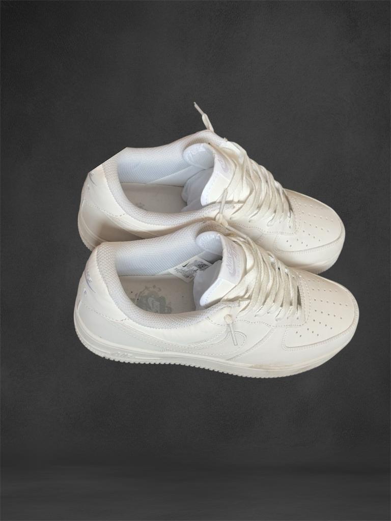 Witte Airforce sneakers, Kleding | Dames, Ophalen of Verzenden, Gedragen, Wit, Sneakers of Gympen