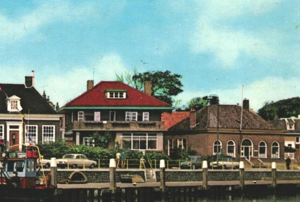 992194 Terschelling 1967 Haven .Postzegel gedeeltelijk verw, Verzamelen, Ophalen of Verzenden, 1960 tot 1980, Gelopen, Waddeneilanden