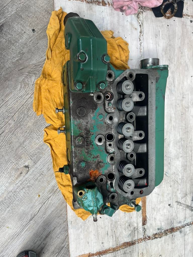 Volvo penta 2003 cilinder kop, Ophalen of Verzenden, Zo goed als nieuw