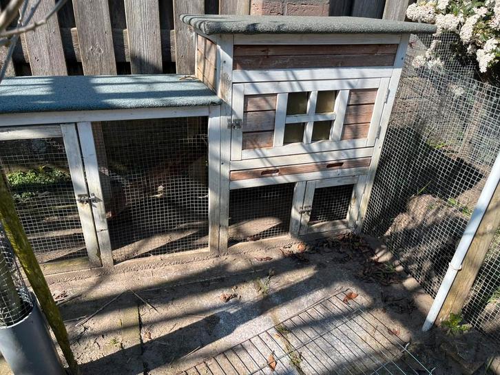 Groot konijnenhok met 2 rennen + ren voor gras, Dieren en Toebehoren, Knaagdieren en Konijnen | Hokken en Kooien, Gebruikt, Hok