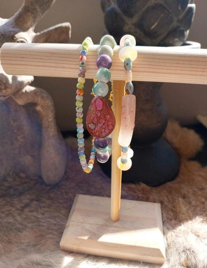 Set van 3 zomerse armbanden - nieuw, Sieraden, Tassen en Uiterlijk, Armbanden, Nieuw, Goud, Met bedels of kralen, Ophalen of Verzenden