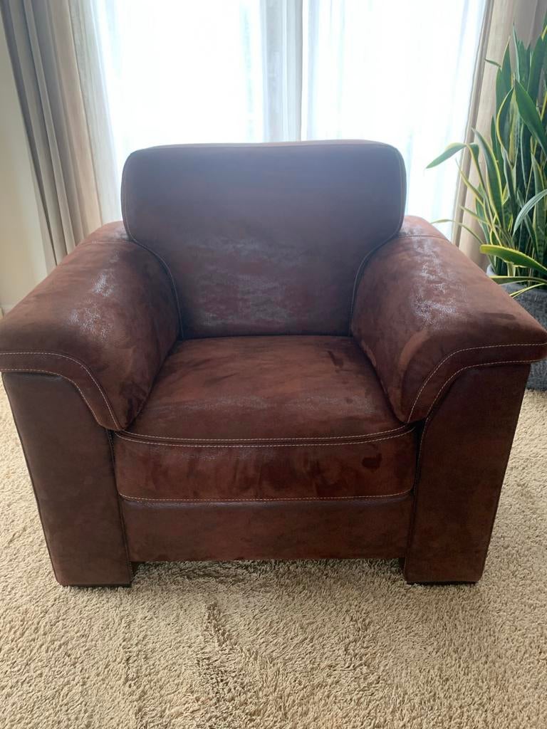 Mooie robuuste bruine stoel, Bruin, Ophalen of Verzenden, Zo goed als nieuw, Eén