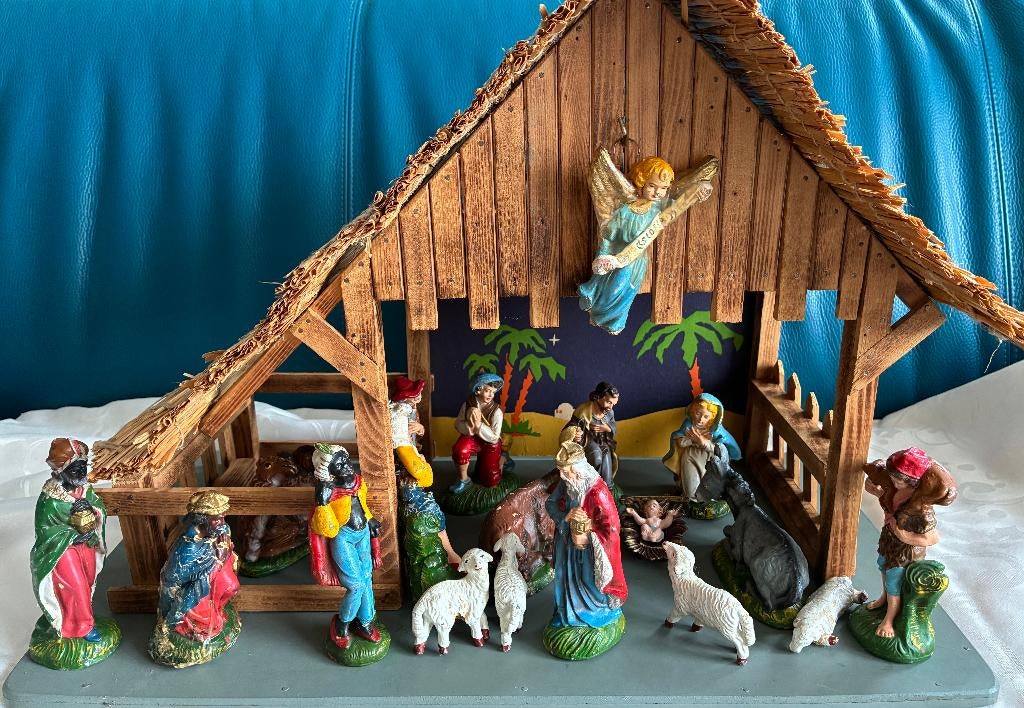 Kerststal met beelden, Diversen, Kerst, Gebruikt, Ophalen of Verzenden