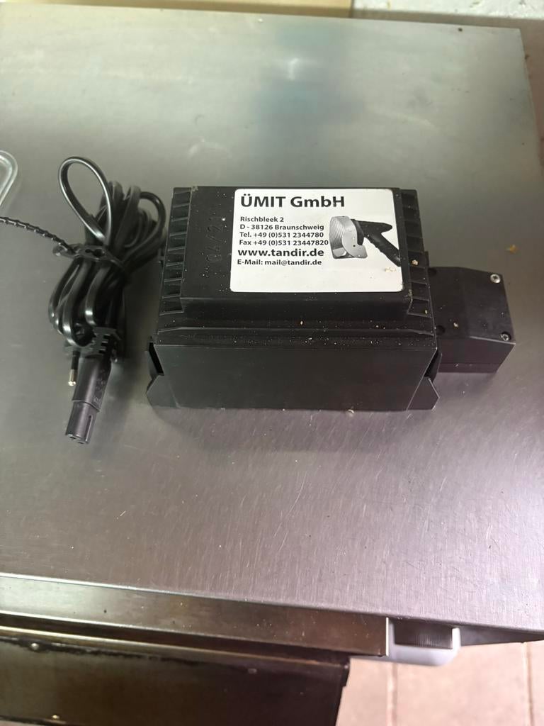 Tandir doner bicak motor, Ophalen