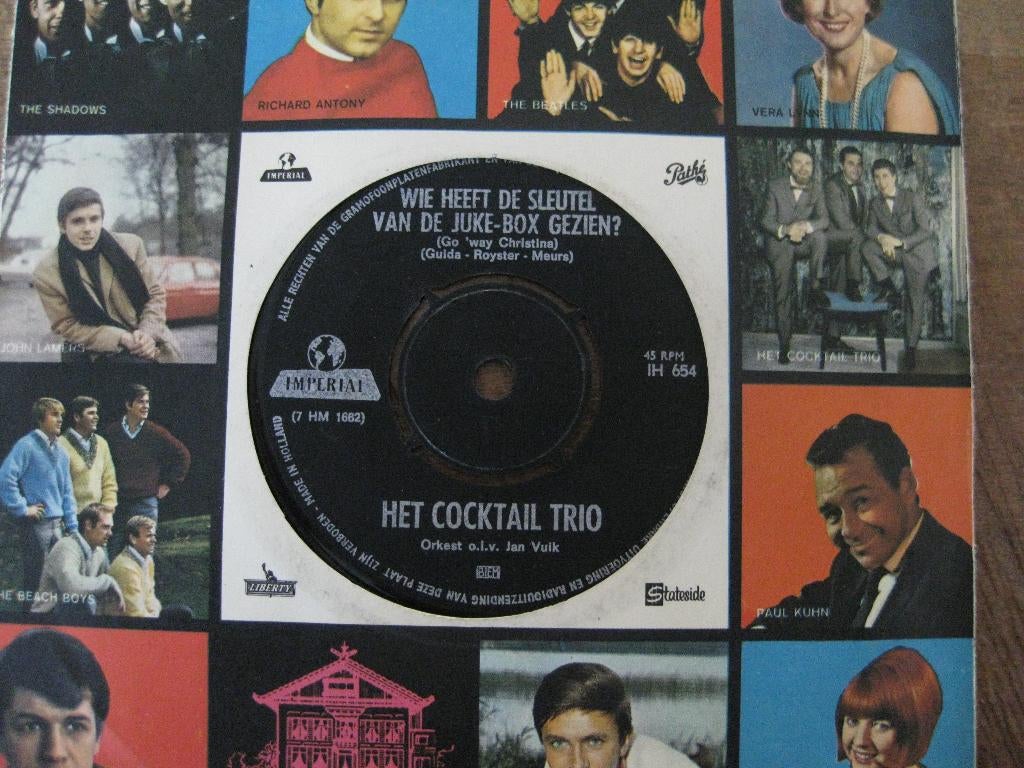 Single Cocktail Trio "Wie heeft sleutel van jukebox gezien", Ophalen of Verzenden, Gebruikt, Nederlandstalig