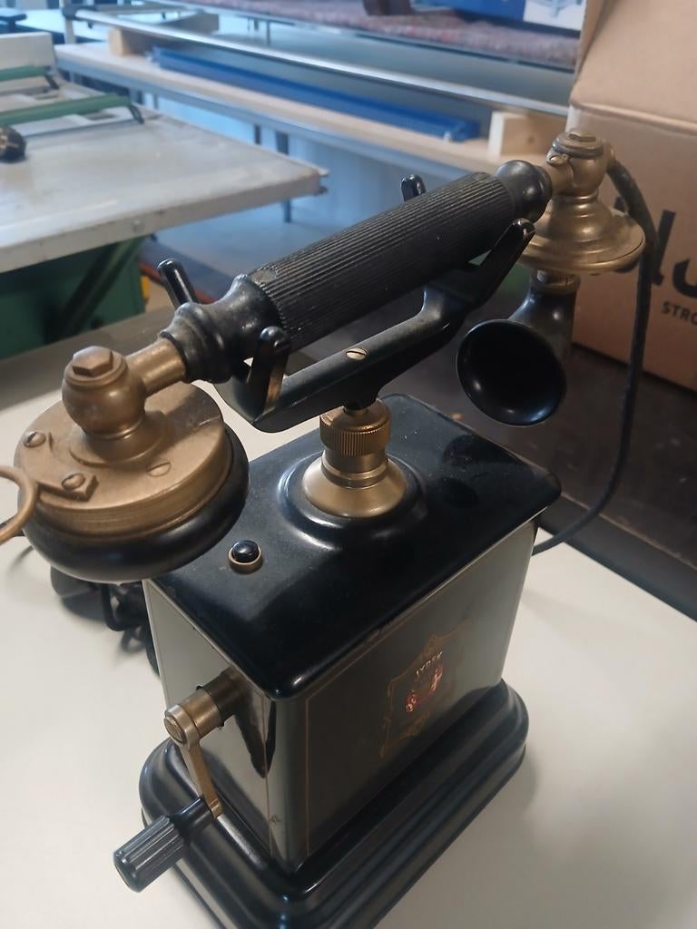 Oude Jydsk telefoon, Ophalen