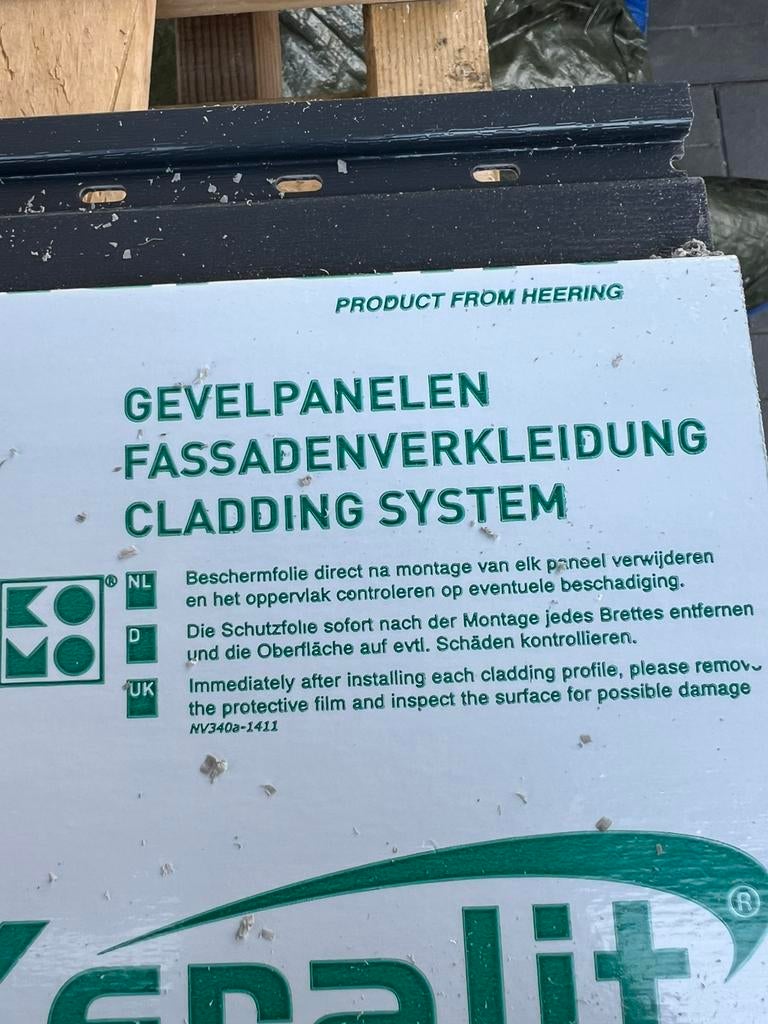Keralit Gevelbekleding, Ophalen, Zo goed als nieuw