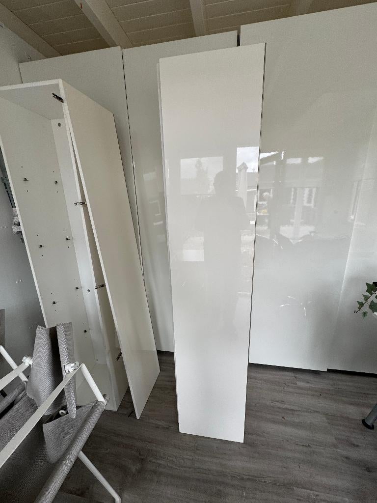 hoogglans kasten, Huis en Inrichting, Kasten | Kledingkasten, Ophalen, Overige materialen, Minder dan 50 cm, Met deur(en)