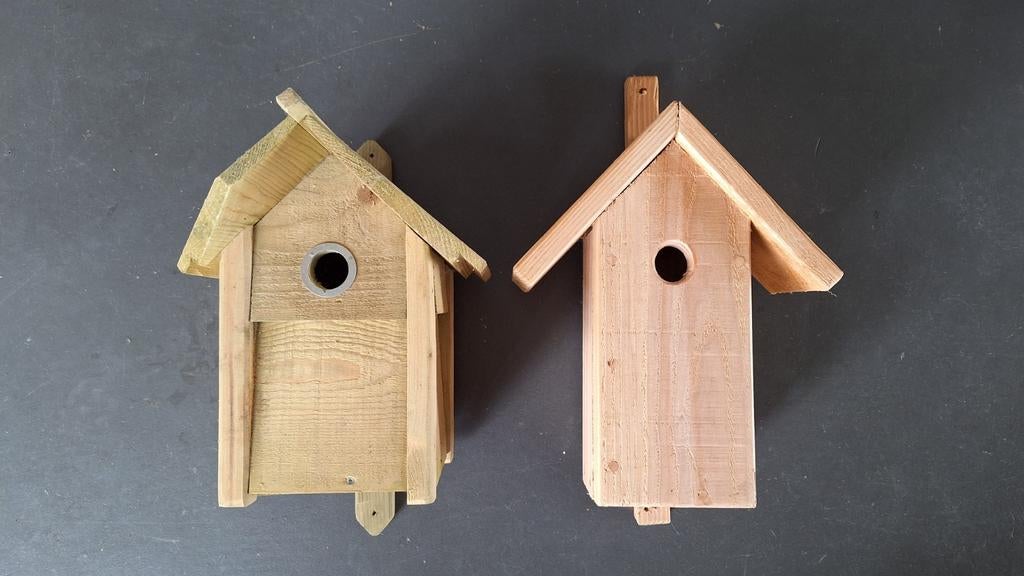 Twee Spiksplinternieuwe Vogelhuisjes, Ophalen of Verzenden, Nieuw