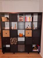 Zwarte IKEA Kallax kast 25 vakken + lades, deurtjes, pootjes, Ophalen, Overige materialen, 150 tot 200 cm, Zo goed als nieuw