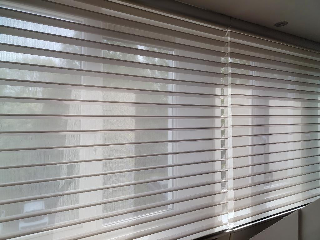 Luxaflex Silhoutte shades 3 stuks, Huis en Inrichting, Ophalen, Gebruikt, 100 tot 150 cm, Grijs