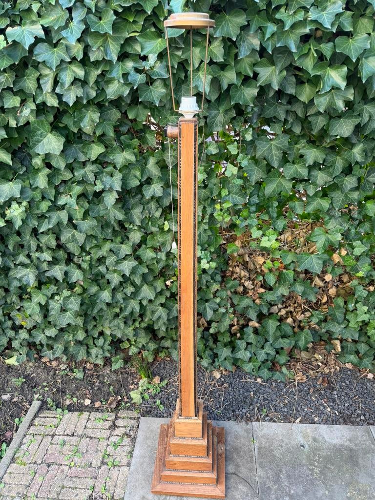 Staande houten lamp, jaren 40, Huis en Inrichting, Lampen | Vloerlampen, Ophalen, 150 tot 200 cm, Hout, Amsterdamse School