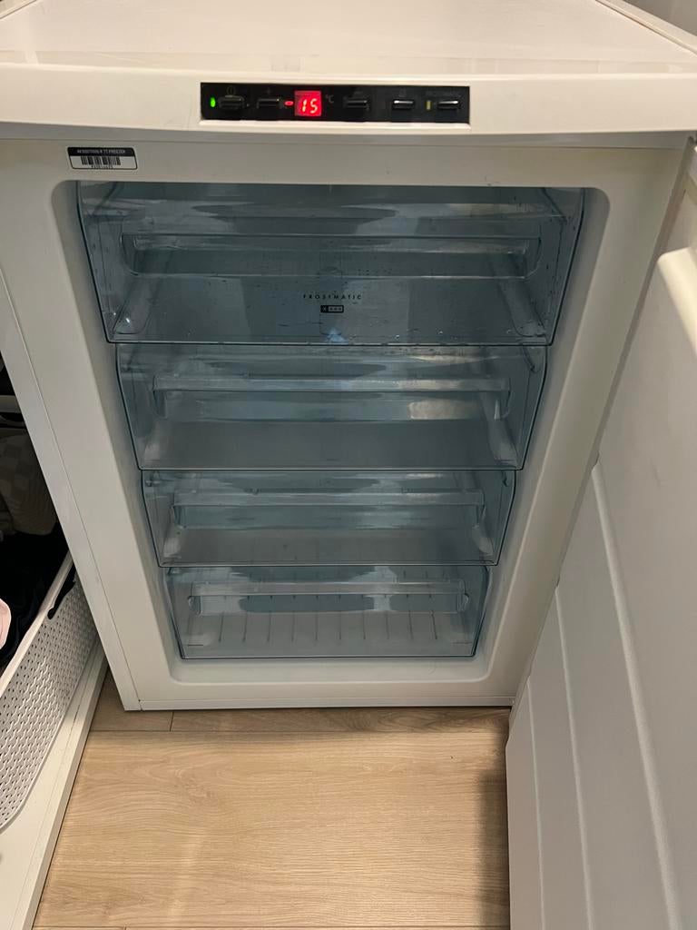 AEG Arctis NoFrost Diepvrieskast - Vrijstaand, Gebruikt, 120 tot 140 cm, Minder dan 60 cm, Vrijstaand