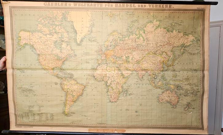 Oude wereldkaart uit 1941, uit Duitsland, 133 x 217 cm, Antiek en Kunst, Curiosa en Brocante, Ophalen