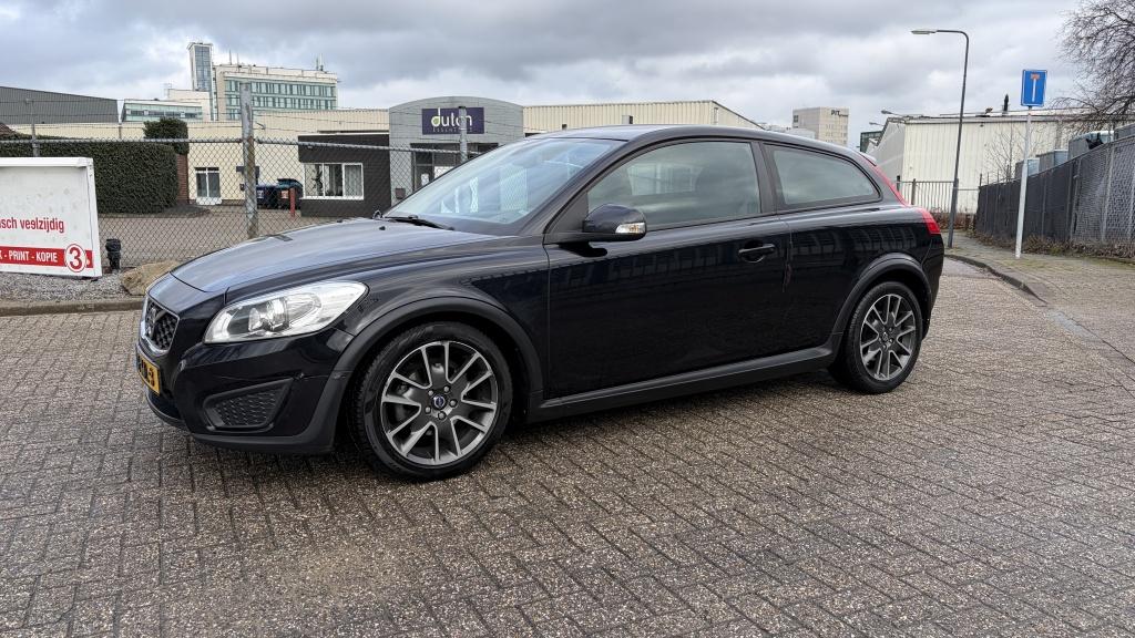 Volvo C30 1.6 D2 Advantage ZEER MOOI (bj 2012), Gebruikt, 4 cilinders, 4 stoelen, Zwart