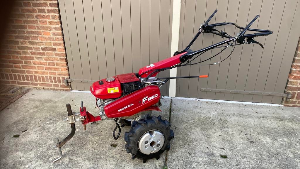 Honda F560 tuinfrees, Ophalen, Zo goed als nieuw, Benzine, Tuinfrees