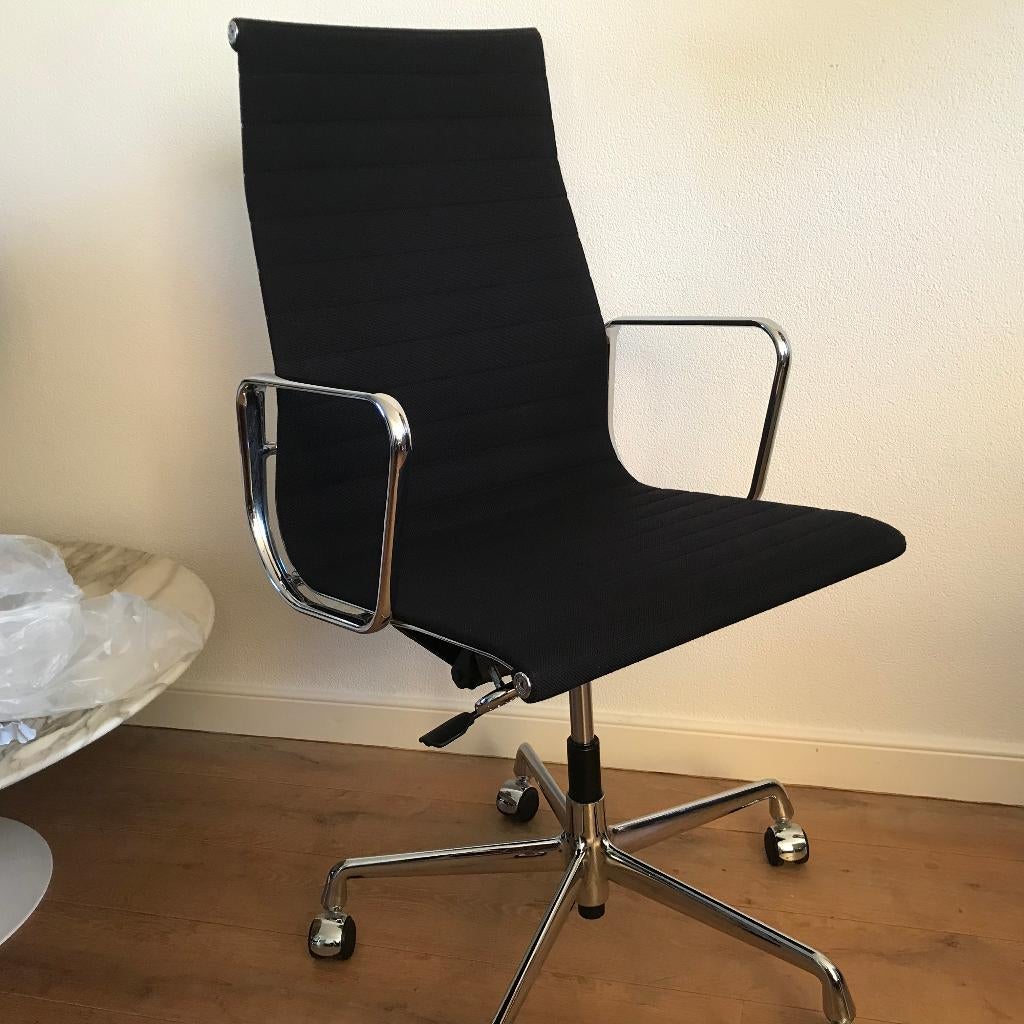 IZGS Vitra Eames bureaustoel EA 119 EA119 zwart chroom, Zwart, Ophalen of Verzenden, Zo goed als nieuw, Nvt