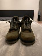 Jordan 4’s Olive Green - Maat 39 - Zo goed als nieuw, Ophalen, Zo goed als nieuw, Sneakers of Gympen