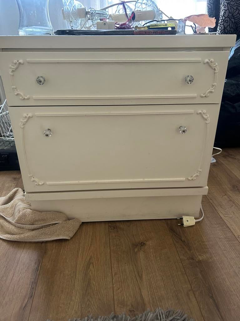 Nachtkastje, Ophalen of Verzenden, Zo goed als nieuw, Minder dan 45 cm, 55 tot 70 cm