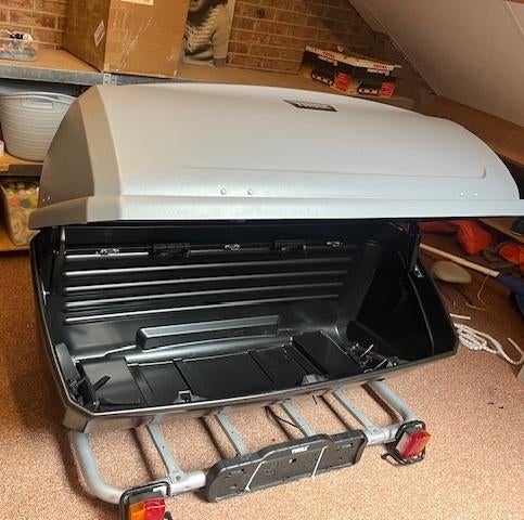 Thule BackUp koffer voor op trekhaak incl. EasyBase, 300 ltr, Auto diversen, Dakkoffers, Ophalen, Gebruikt