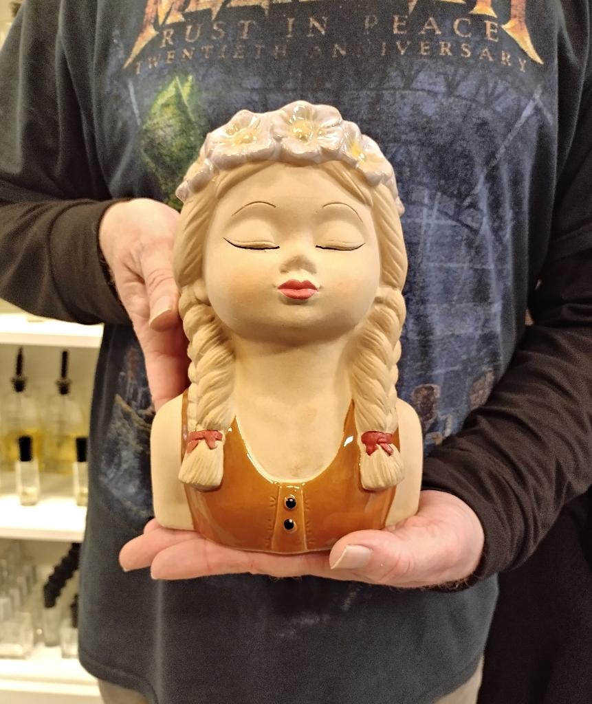 Bloempot meisje met vlechtjes en bloemenkrans - NU ACTIE DHL, Kwastje-over-Kastje, Nieuw, Ophalen of Verzenden, Kwastjeoverkastje@gmail.com