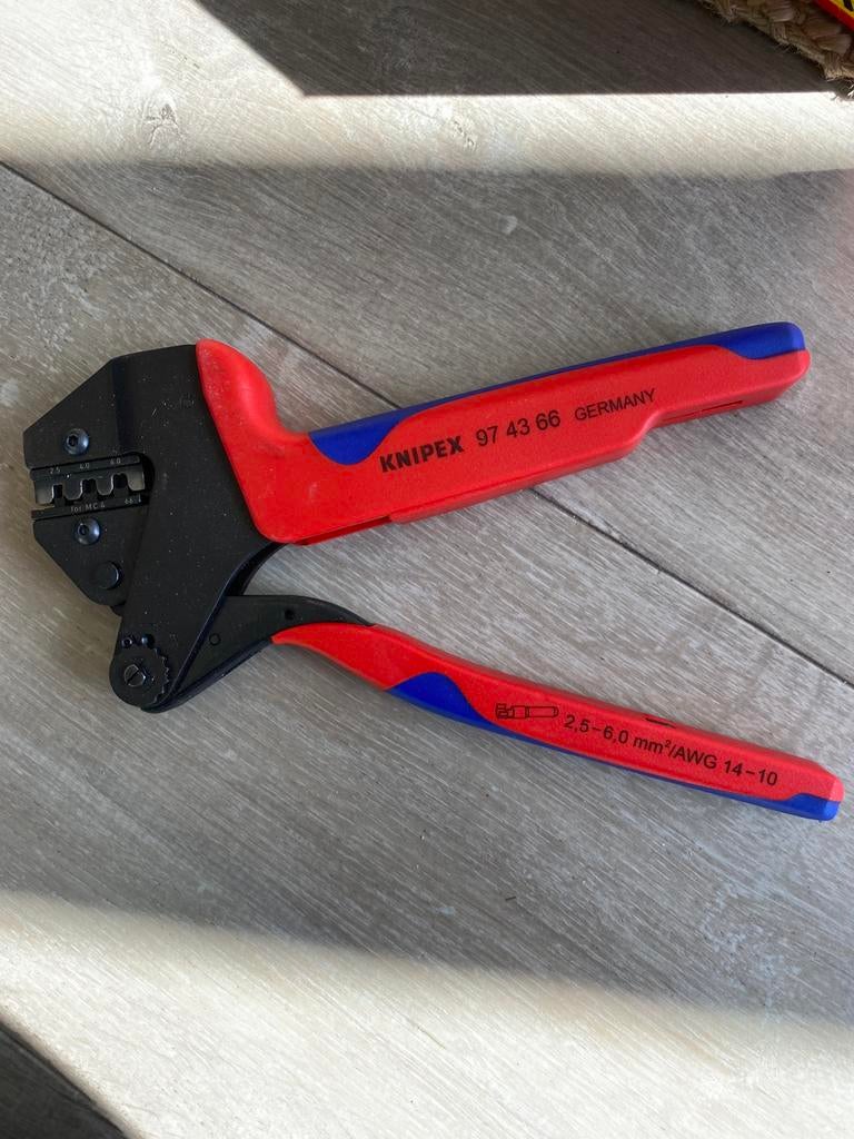 Nieuwe Knipex 97 43 66 krimptang voor MC4 connectoren, Ophalen of Verzenden, Nieuw