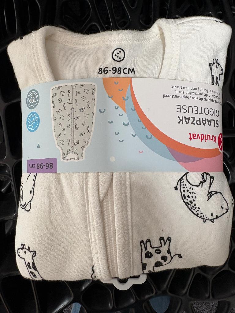 Kruidvat baby slaapzak ecru zwart dieren 86-98, Ophalen of Verzenden, Nieuw, 85 tot 100 cm, Slaapzak