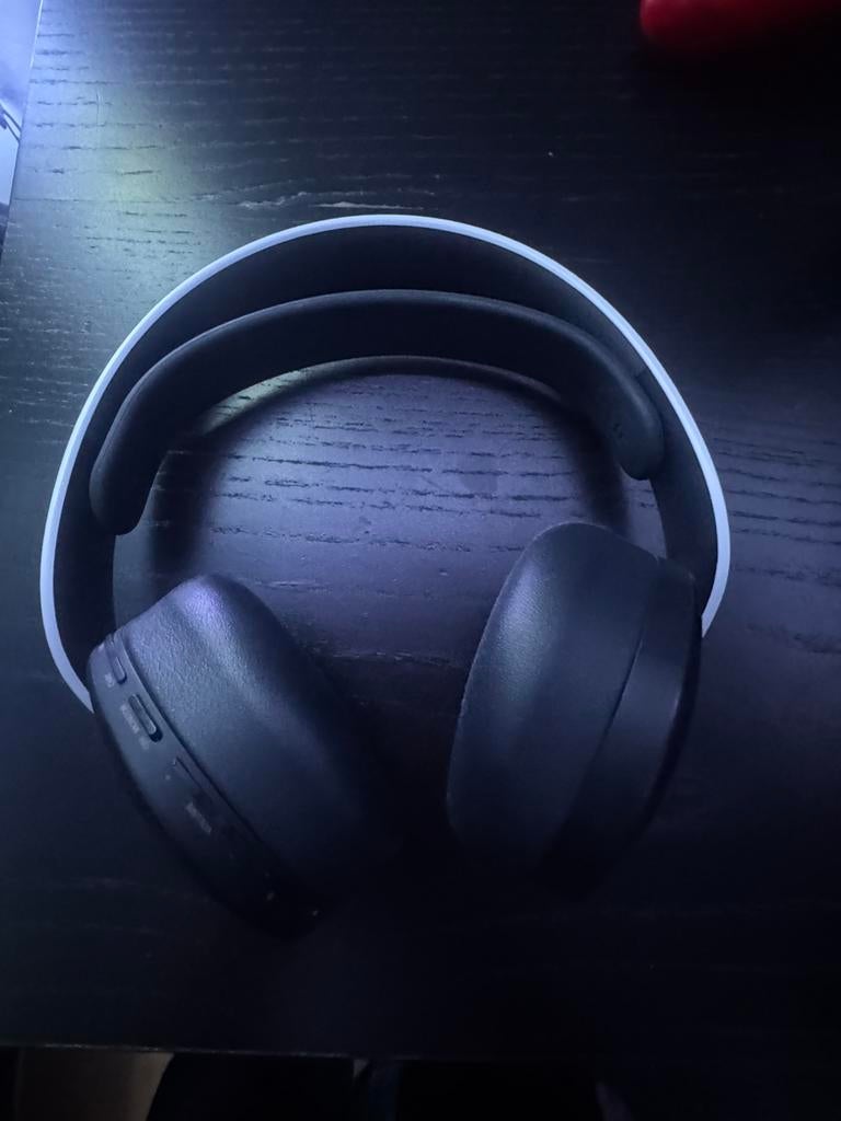 Sony Pulse 3D Headset met Oplaadstation en Controller, Gebruikt, Ophalen of Verzenden, Over oor (circumaural), Sony