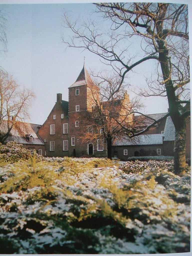 De Heilige Driehoek. Kloosterenclave te Oosterhout., Boeken, 20e eeuw of later, J. Gorisse., Ophalen of Verzenden, Zo goed als nieuw