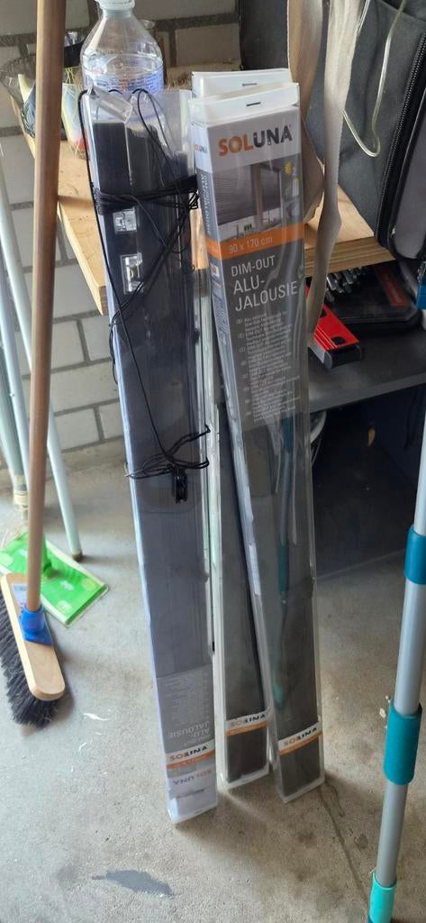Nieuwe Soluna Dim-Out Alu-Jaloezieën - 90x170 cm, Ophalen, Nieuw, 50 tot 100 cm, Grijs