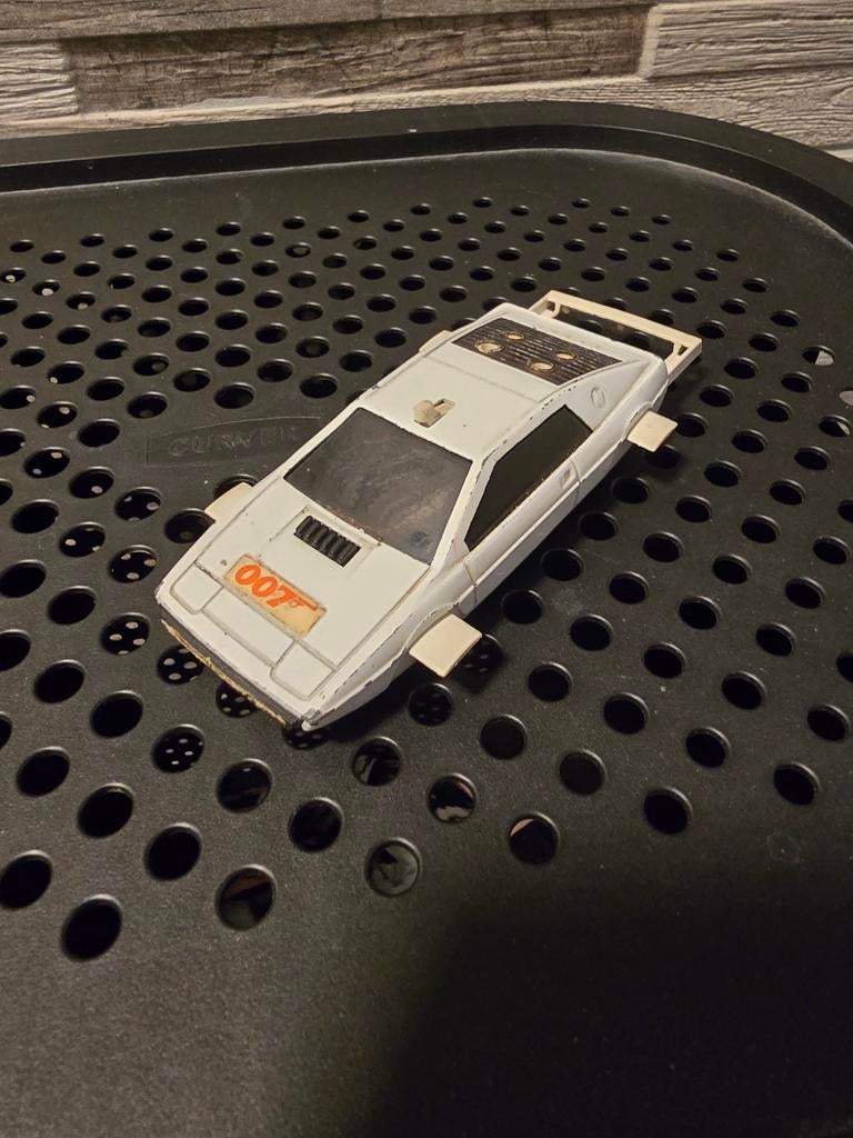 Corgi 007 Lotus Esprit James Bond Diecast Model, Hobby en Vrije tijd, Modelauto's | 1:43, Ophalen of Verzenden, Gebruikt, Auto