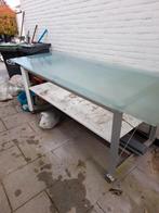 Grote etalage tafel met glazen blad, Ophalen of Verzenden, Gebruikt, Rechthoekig, 50 tot 100 cm