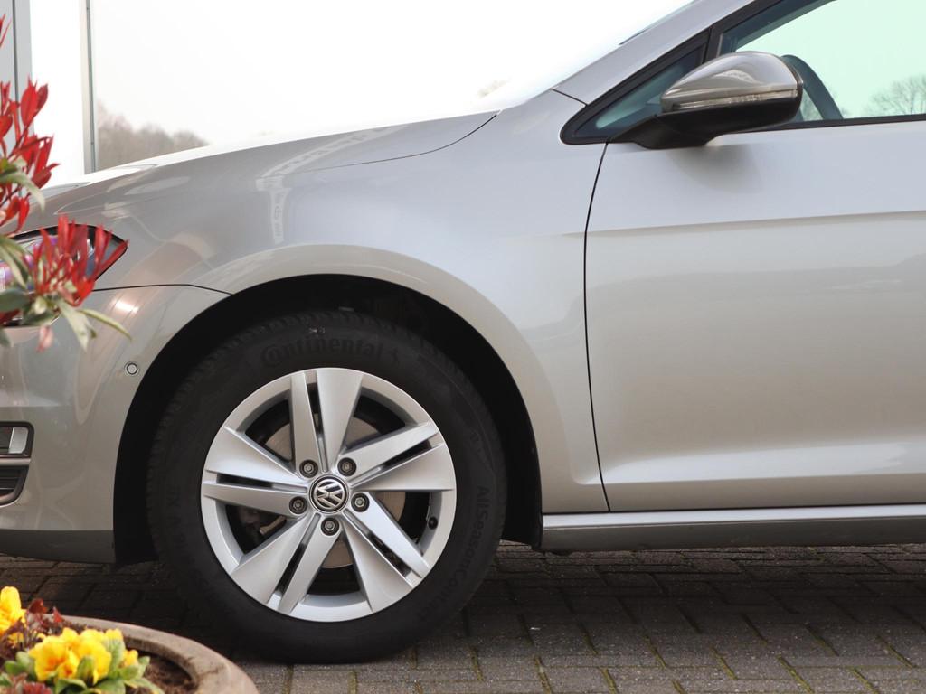 Volkswagen Golf 1.2 TSI 105 pk Trendline | Cruise Control |, Auto's, Volkswagen, Euro 5, Stof, Gebruikt, Zwart