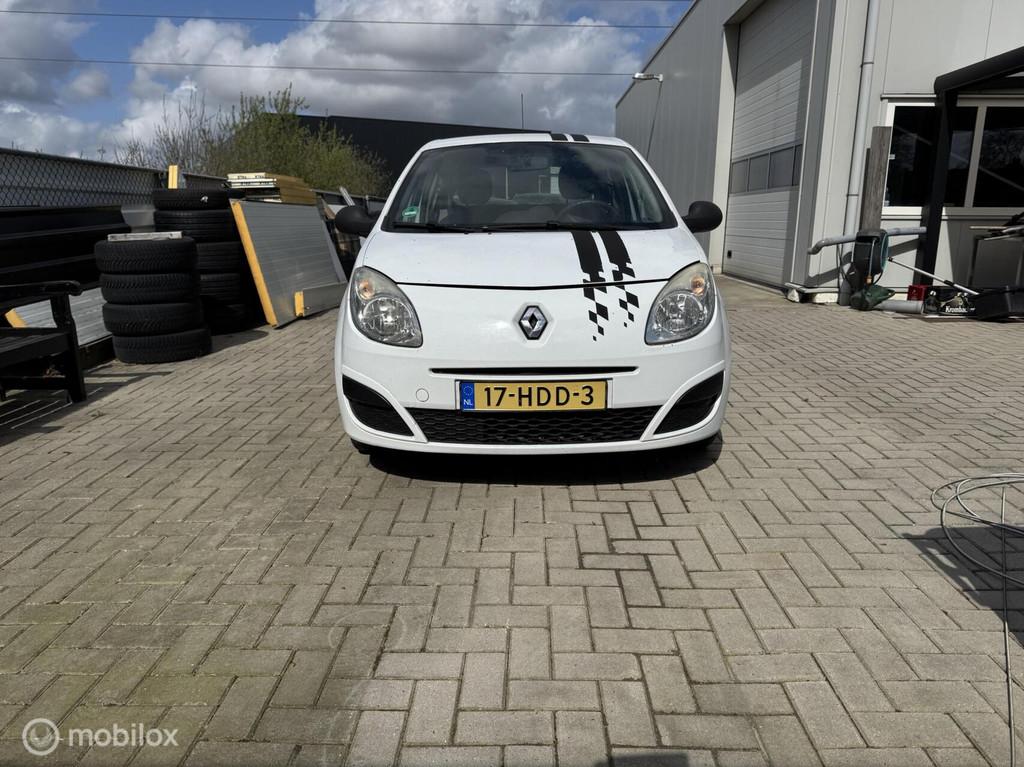 Renault Twingo 1.2 Acces Nieuwe APK. AIRCO, Auto's, Renault, Voorwielaandrijving, Twingo, Gebruikt, 31 €/maand