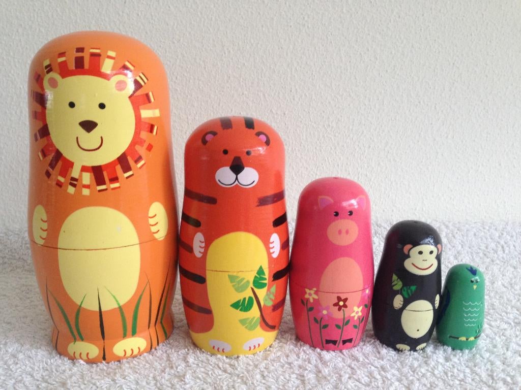 🦁MATROESJKA/ Baboesjka-Leeuw met Vriendjes 5 Delig., Ophalen of Verzenden, Zo goed als nieuw