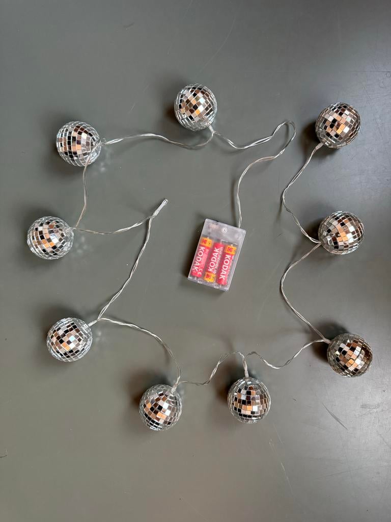 Discobal slinger zilver met licht, Hobby en Vrije tijd, Feestartikelen, Ophalen of Verzenden, Gebruikt, Versiering, Overige